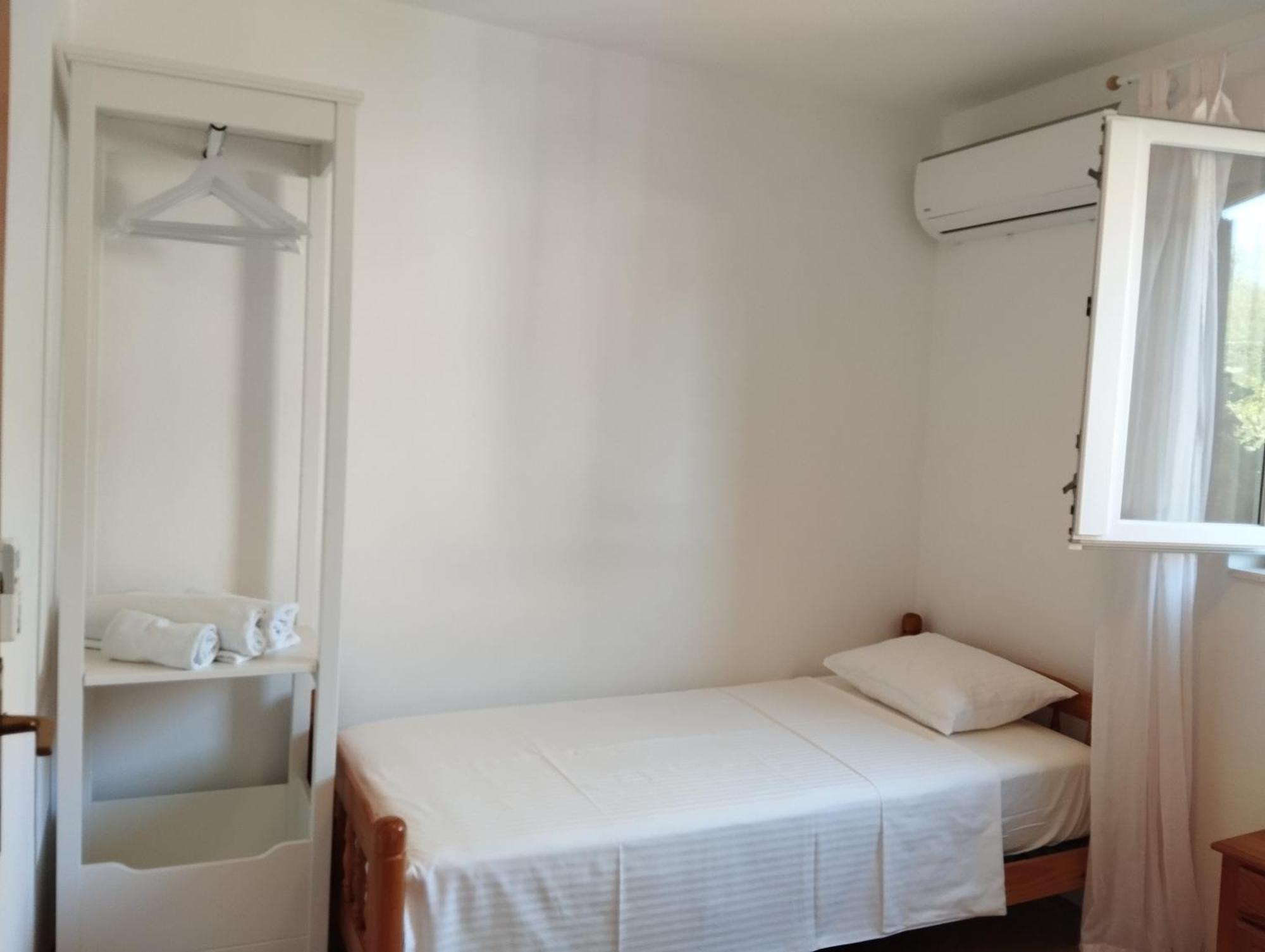 Holiday House Pinus Pinea فيغاني المظهر الخارجي الصورة